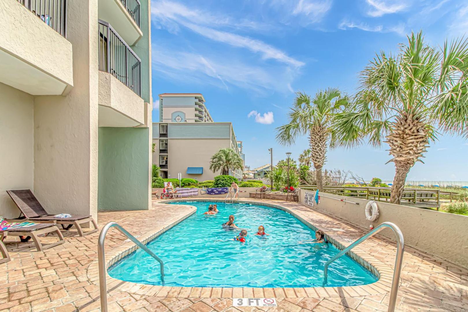 Gorgeous Oceanfront 3 Bedroom Condo! Sleeps 10 Guests! Compass Cove Mariner Tower 1217 Myrtle Beach Exterior photo